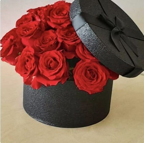 Luxury Red Roses in a Black Gift Box