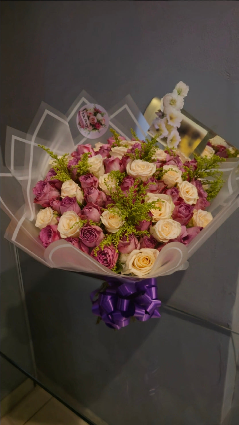 Rose bouqet White And Pink
